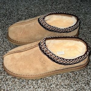 Tasman Slippers